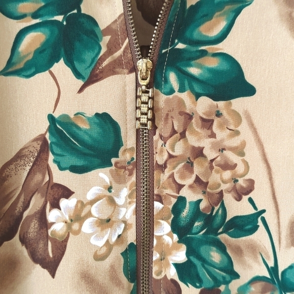 Teddi 90's Vintage Floral Printed Lightweight Silky Zip Up Jacket Brown Green SP - Picture 9 of 14